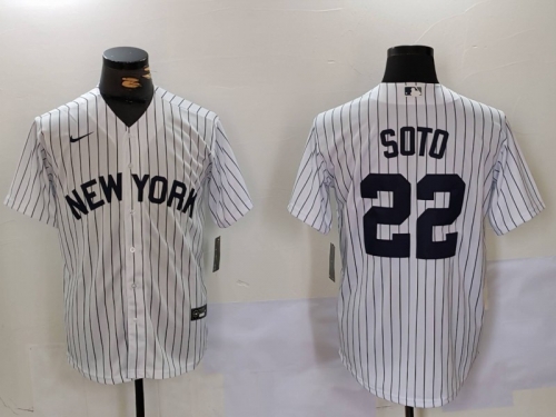 Men's New York Yankees #22 Juan Soto White Cool Base Stitched Baseball Jersey