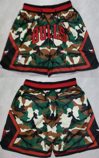 Men's Chicago Bulls Camo Grey Shorts (Run Small)